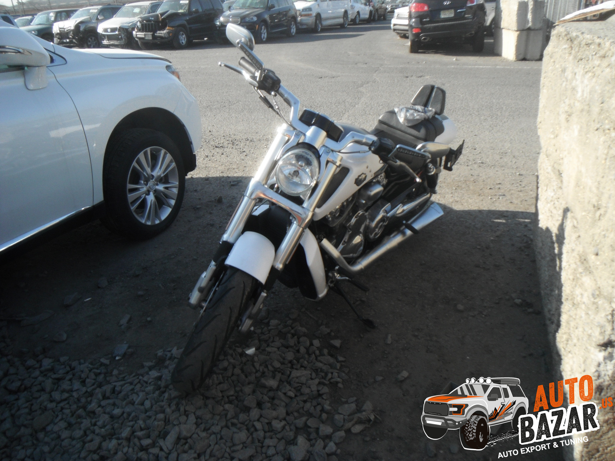 2011 Harley-Davidson VRSCF, Купить 14300$, Мото техника из Америки 2011  Harley-Davidson VRSCF, Цвет кузова Белый, Трансмиссия Автоматическая, Год  выпуска 2011